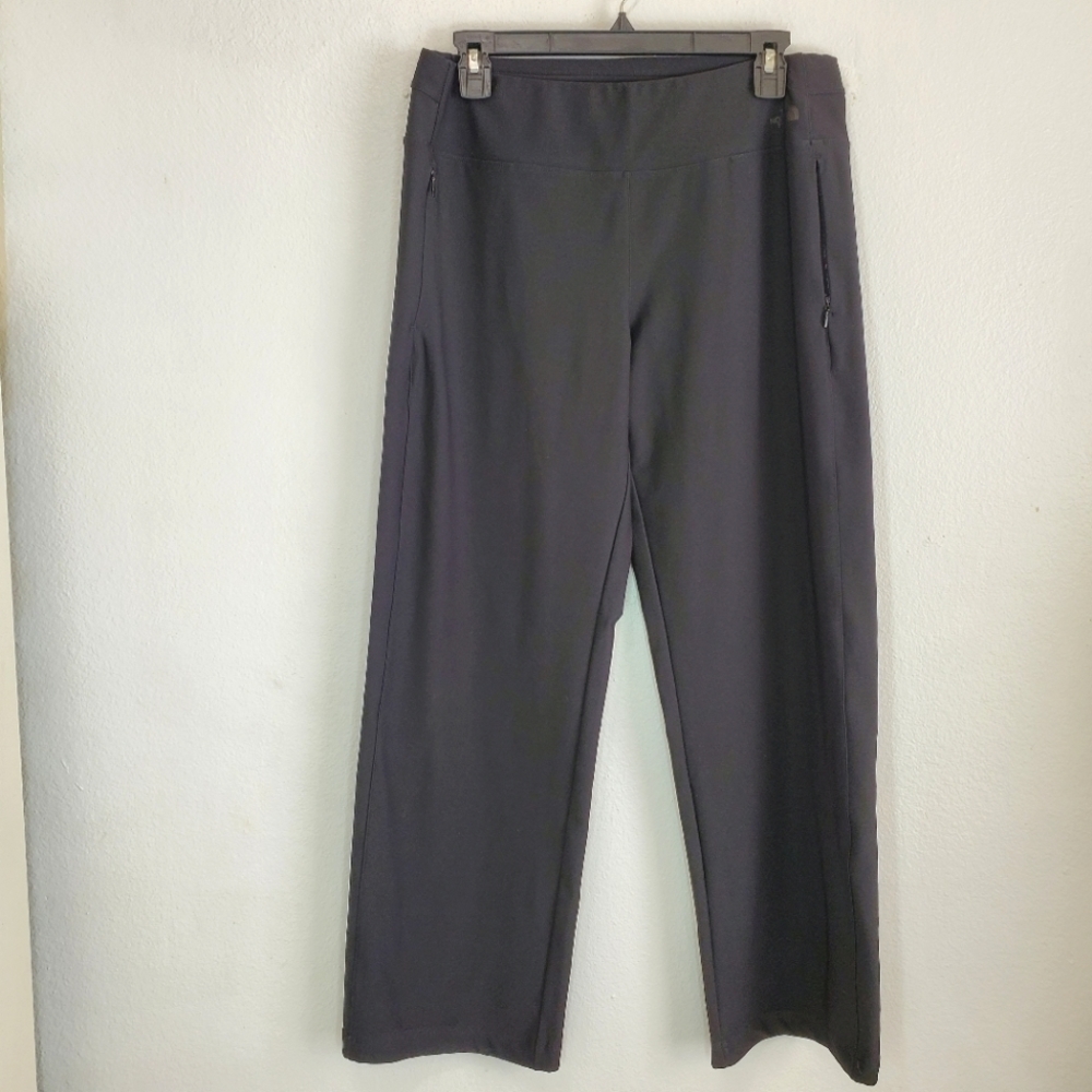 🌸The North Face‎ | Straight Leg Legging